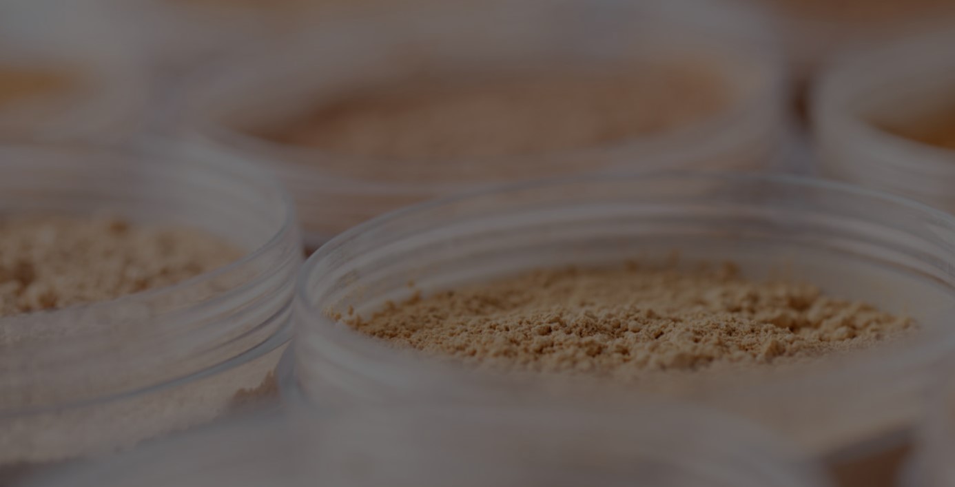 Čistý pudrový makeup bez parabenů a konzervačních látek Idun Minerals citlivá pleť